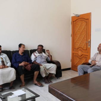 مدير عام جهاز محو الأمية يزور مشروع الحماية في شبوة