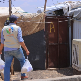 5 آلاف نازح يستفيدون من وجبات غذائية جاهزة