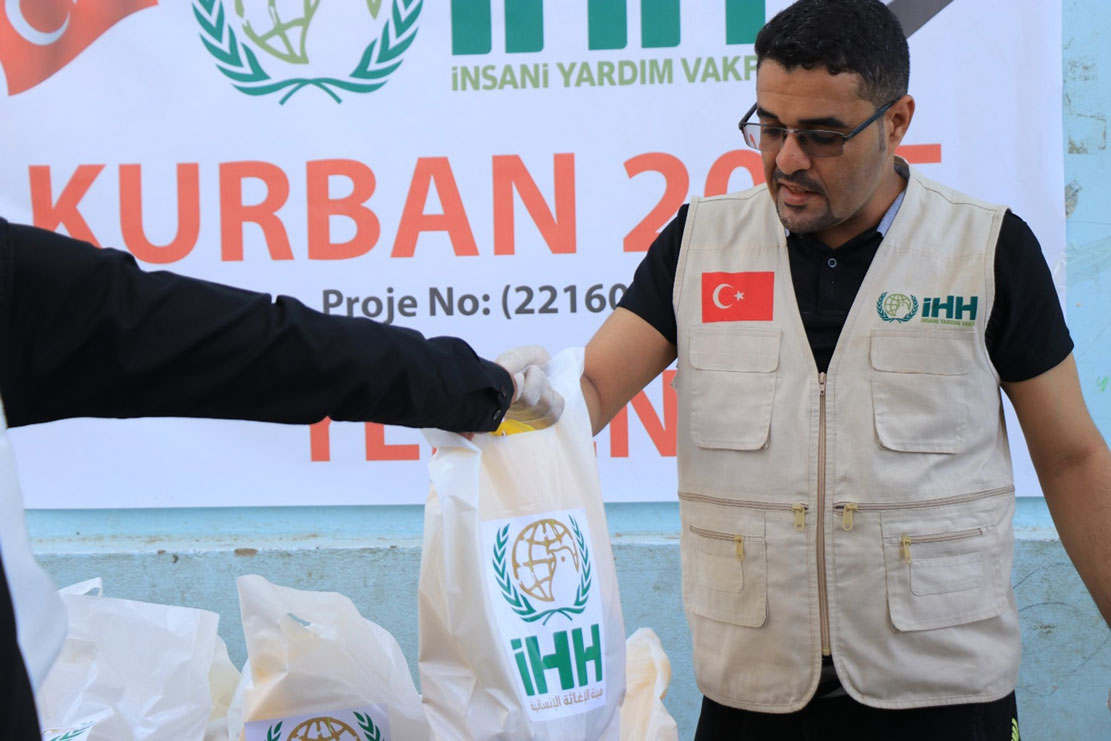   توزيع لحوم الأضاحي لـ 37.200 شخص