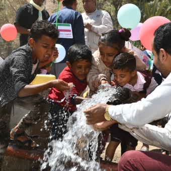 Amid joyfulness of the people ...  Rehabilitation of water project of Al-Jazeel village, Taiz governorate