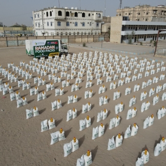 HUMAN ACCESS and Sadaqa Care distribute Ramadan food baskets to poor families in five Yemeni governorates