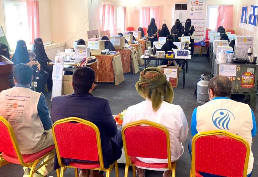 Economic empowerment grants delivered to women and girls in Al-Mahra