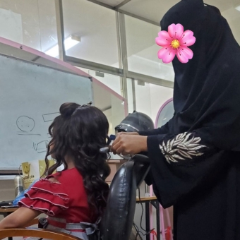 A vulnerable woman leaves a space of violence to a source of hope