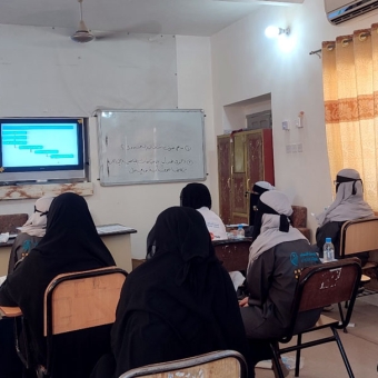 Training health personnel on infection control