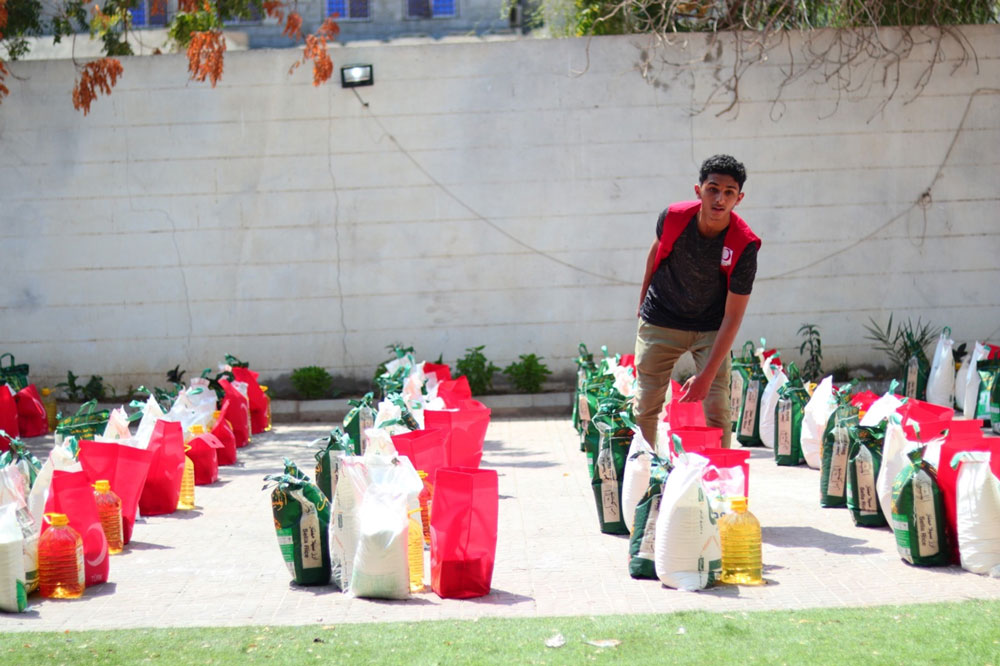 Distribution of 150 food baskets with Turkish support 