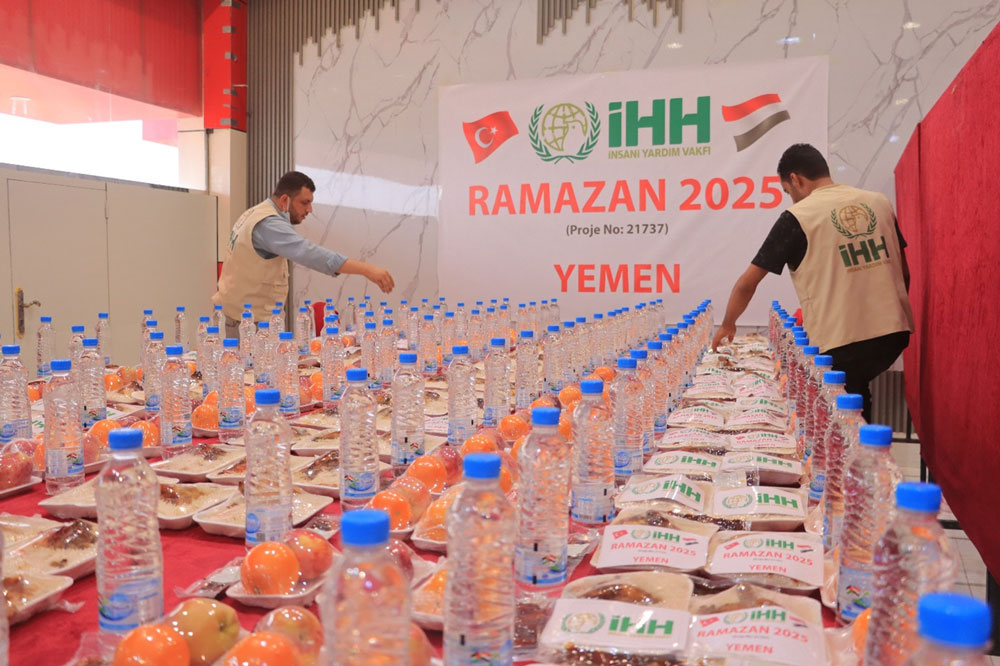 Distribution of various Ramadan aid to displaced and needy People