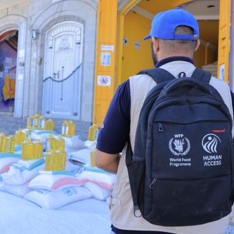 Distributing emergency food aid to 20,250 eligible families