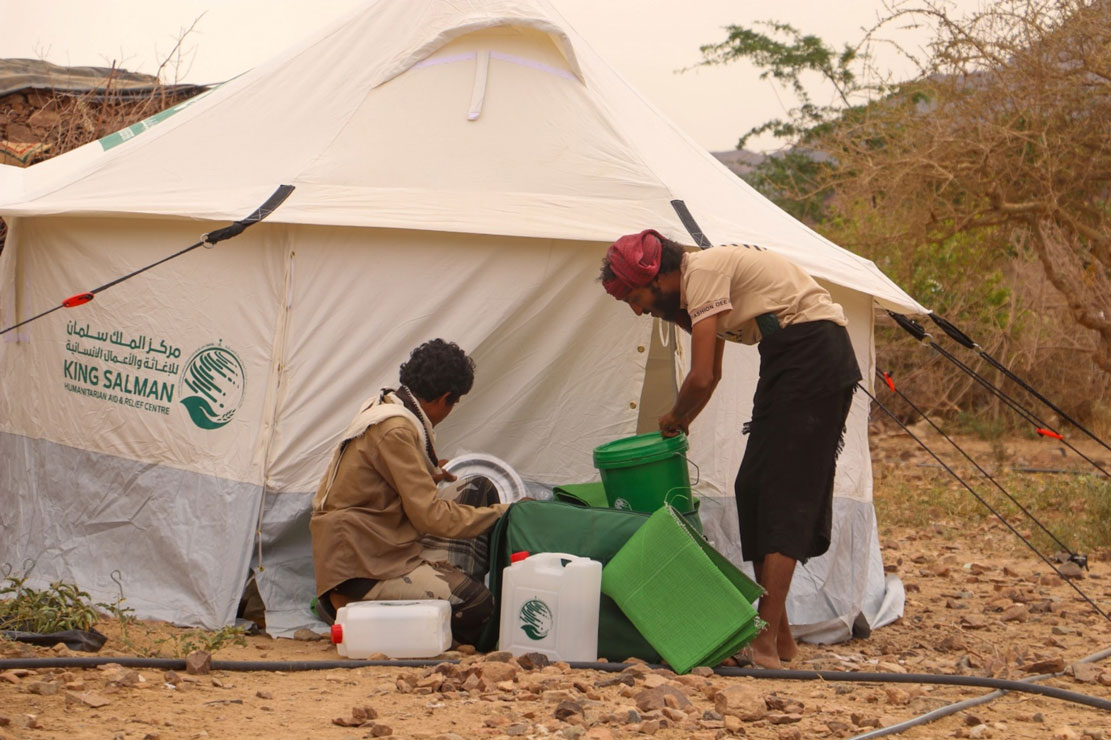 KSrelief Center launches distribution of shelter aid to affected and IDPs in Shabwa Governorate